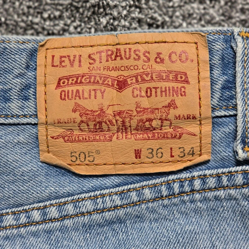 90s Vintage Distressed Straight Leg Jeans Mens 36x34 Blue Levis 505 Light Wash